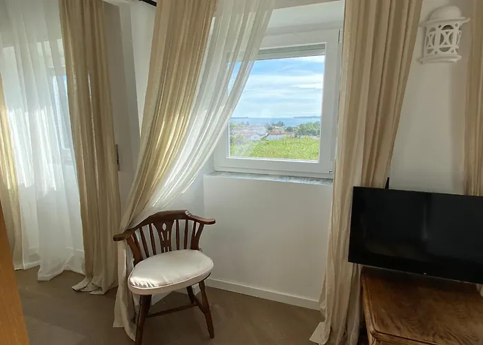 Casa Do Montinho * קמיניה